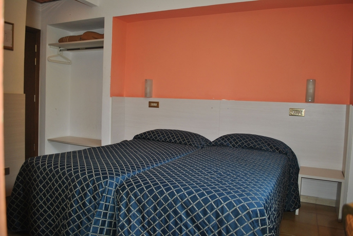 Imagen de la habitación del Hotel Auto Park. Foto 6