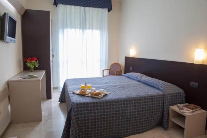 Imagen de la habitación del Hotel Auto Park. Foto 8