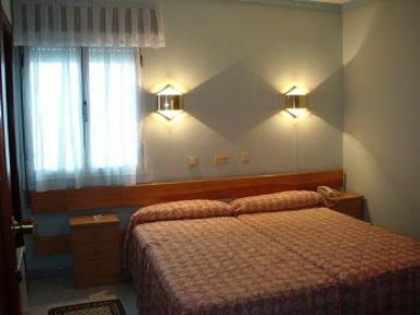 Imagen general del Hotel Auto-bar. Foto 4