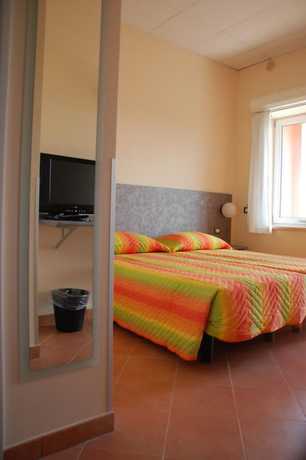 Imagen de la habitación del Hotel Autohotel. Foto 5