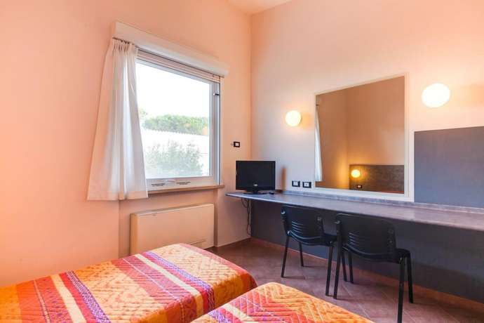 Imagen de la habitación del Hotel Autohotel. Foto 10