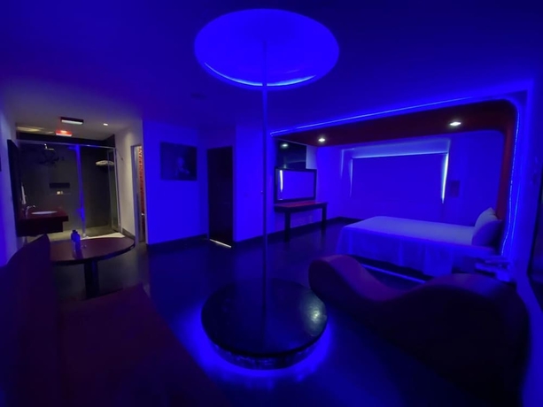 Imagen de la habitación del Hotel Autohotel Frances. Foto 8