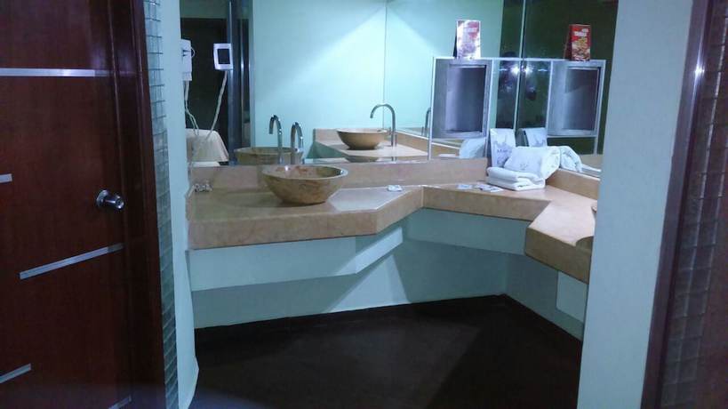 Imagen de la habitación del Hotel Autohotel La Escondida. Foto 6