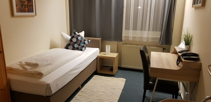 Imagen de la habitación del Hotel Auto-parkhotel. Foto 12