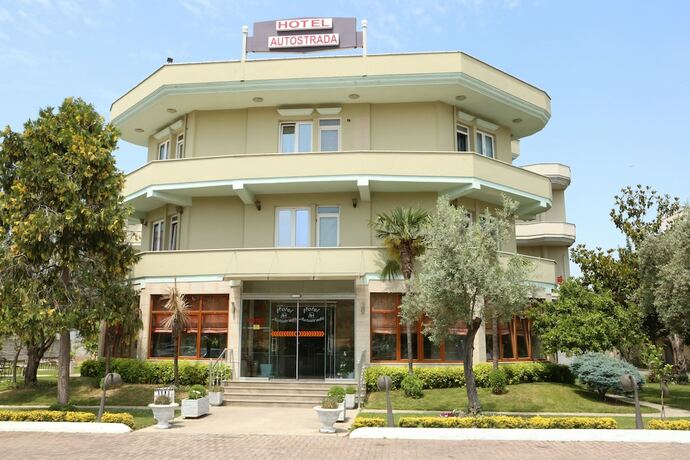 Imagen general del Hotel Autostrada, Valis (Kashar). Foto 9
