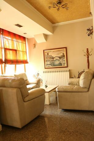 Imagen general del Hotel Autostrada, Valis (Kashar). Foto 11
