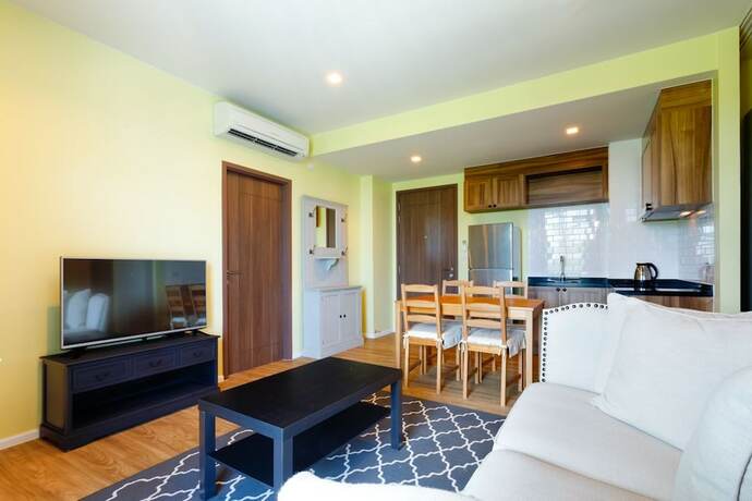 Imagen general del Hotel Autumn Seaview Huahin Condominium. Foto 4