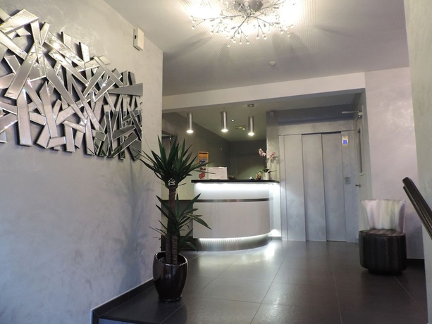 Imagen de los interiores del Hotel Auv'h&ocirc;tel. Foto 18