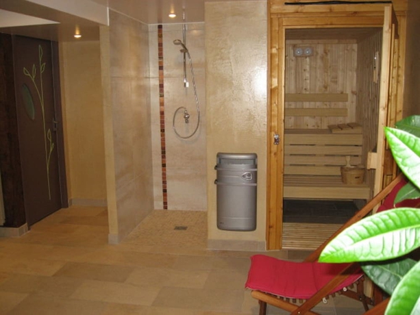 Imagen general del Hotel Auv'h&ocirc;tel. Foto 4
