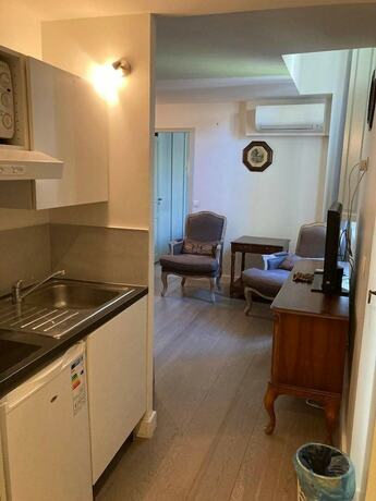 Imagen de la habitación del Hotel Aux Augustins Palais des Papes and Wellness. Foto 11