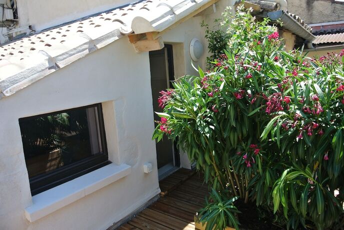 Imagen general del Hotel Aux Augustins Palais des Papes and Wellness. Foto 4