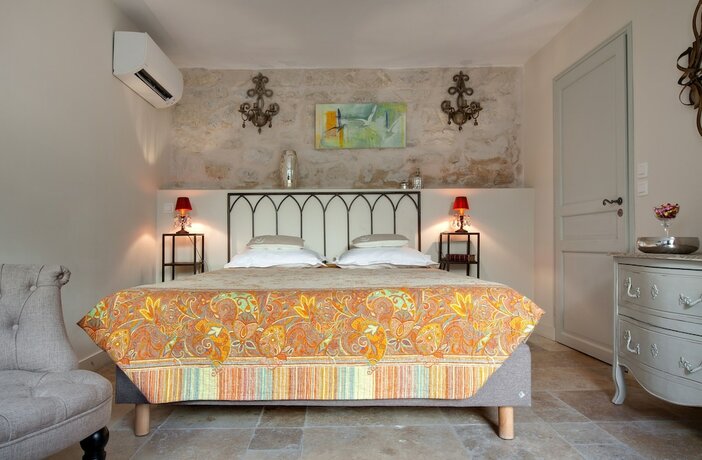 Imagen de la habitación del Hotel Aux Augustins Palais des Papes and Wellness. Foto 17