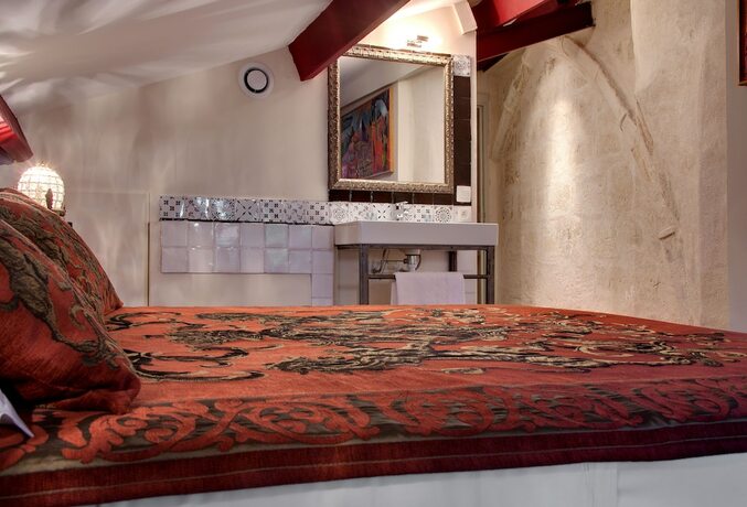 Imagen de la habitación del Hotel Aux Augustins Palais des Papes and Wellness. Foto 18
