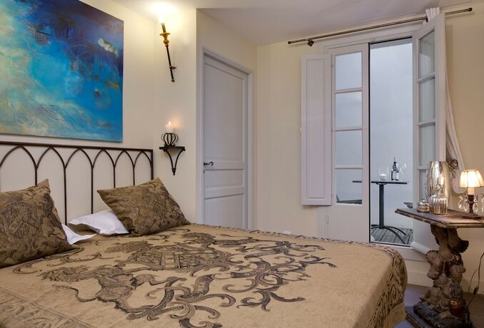 Imagen general del Hotel Aux Augustins Palais des Papes and Wellness. Foto 10