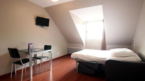 Imagen general del Hotel Aux Balcons Du Sancy. Foto 4