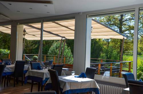 Imagen de la habitación del Hotel Aux Berges De L'aveyron. Foto 2