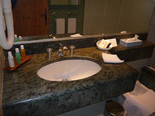 Imagen de la habitación del Hotel Aux Ducs De Savoie. Foto 4