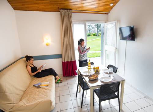 Imagen de la habitación del Hotel Aux Portes Des Monts D'aubrac. Foto 5