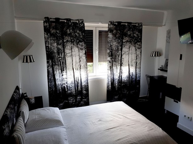 Imagen de la habitación del Hotel Aux Sapins. Foto 17