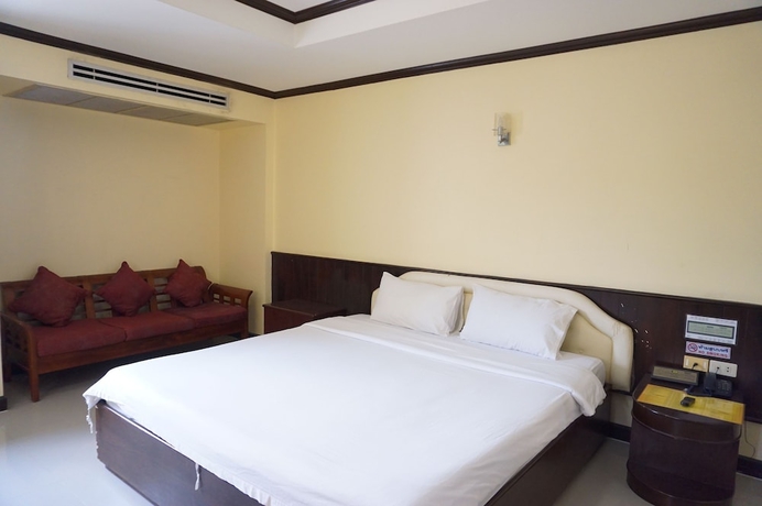 Imagen de la habitación del Hotel Auychai Grand. Foto 2