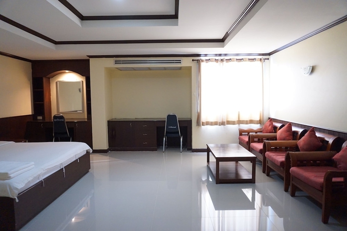 Imagen de la habitación del Hotel Auychai Grand. Foto 6