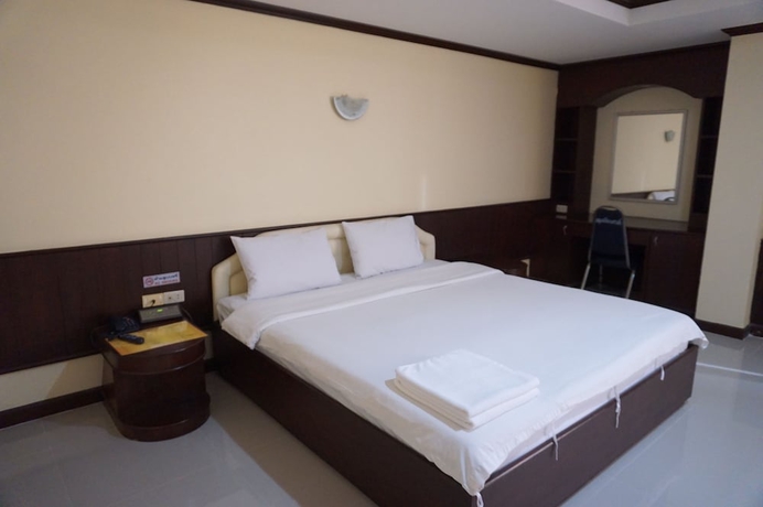 Imagen de la habitación del Hotel Auychai Grand. Foto 7