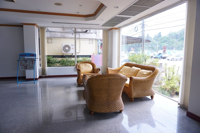 Imagen de los interiores del Hotel Auychai Grand. Foto 18