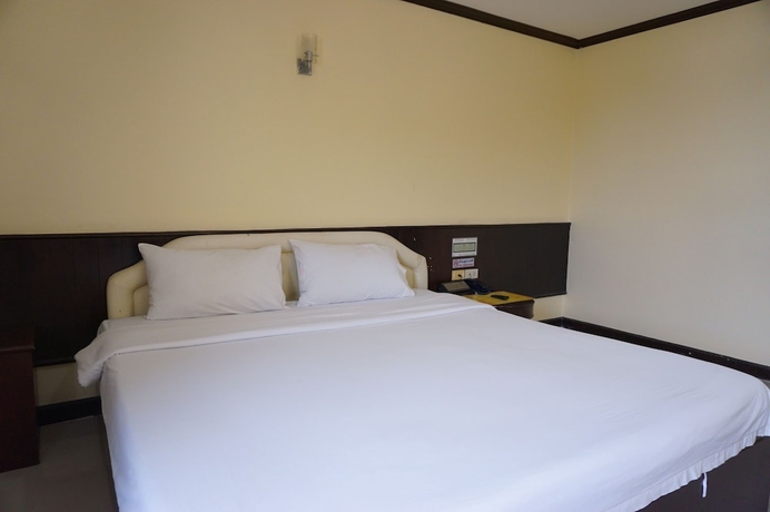 Imagen de la habitación del Hotel Auychai Grand. Foto 8