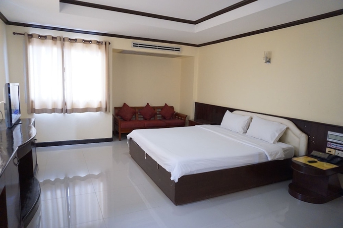 Imagen de la habitación del Hotel Auychai Grand. Foto 10