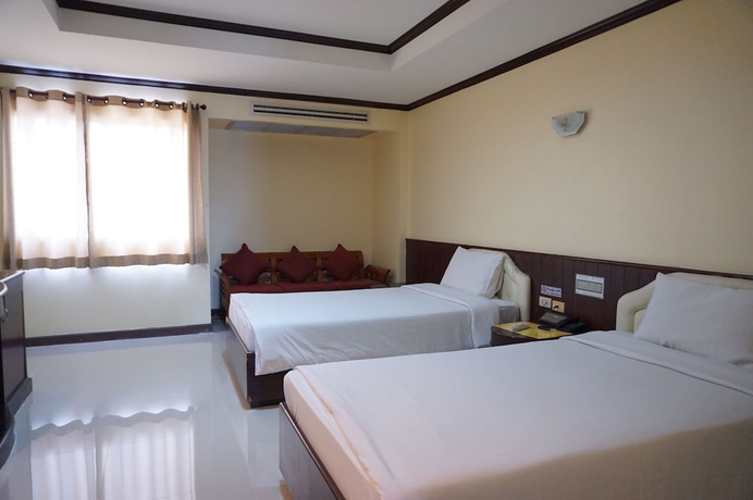 Imagen de la habitación del Hotel Auychai Grand. Foto 11