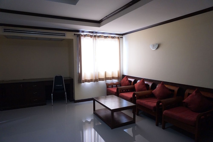 Imagen de la habitación del Hotel Auychai Grand. Foto 14