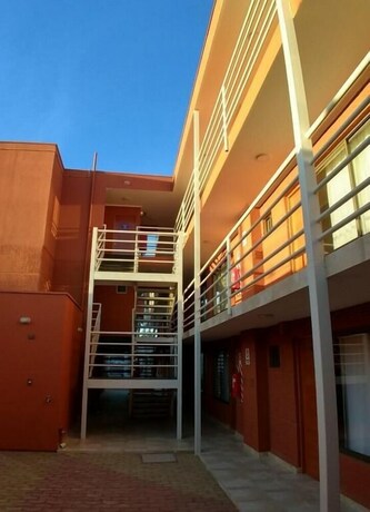 Imagen general del Hotel Av. Balmaceda 1312. Foto 7