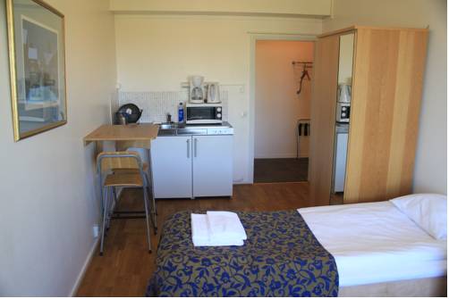 Imagen de la habitación del Hotel Ava, Helsinki. Foto 4