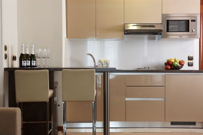 Imagen de la habitación del Hotel Ava and Suites. Foto 5