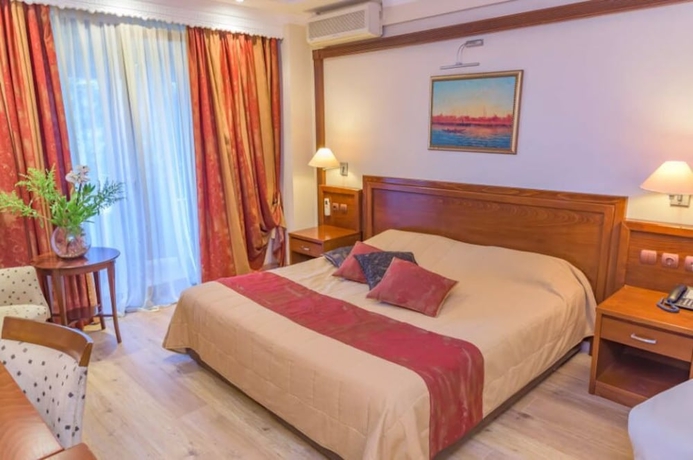 Imagen de la habitación del Hotel Avalon Airport Thessaloniki. Foto 5