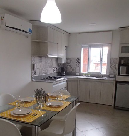 Imagen del bar/restaurante del Hotel Avalon Apart. Foto 4