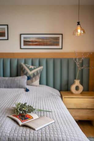 Imagen de la habitación del Hotel Avalon Cottages Kanatal. Foto 12
