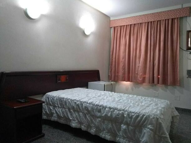 Imagen de la habitación del Hotel Avalon, Goiania. Foto 10