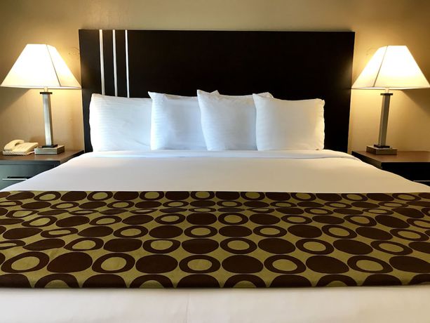 Imagen de la habitación del Hotel Avalon Inn Downtown Morro Bay. Foto 5