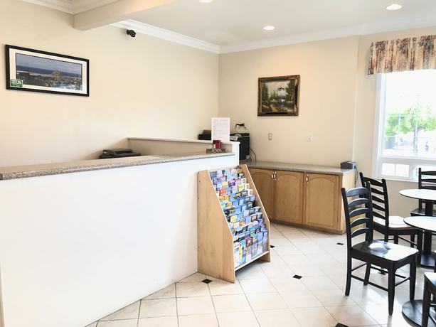 Imagen de los interiores del Hotel Avalon Inn Downtown Morro Bay. Foto 20