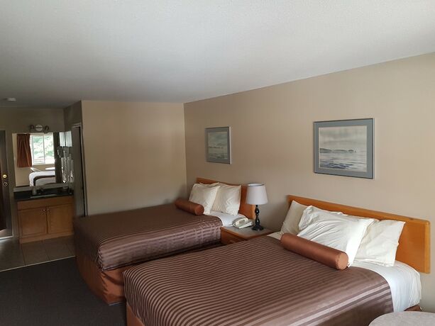 Imagen de la habitación del Hotel Avalon Inn, Osoyoos. Foto 18