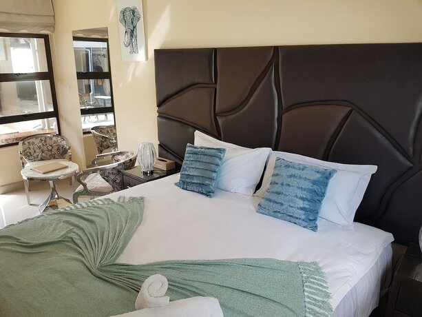 Imagen de la habitación del Hotel Avalon Lodge. Foto 10