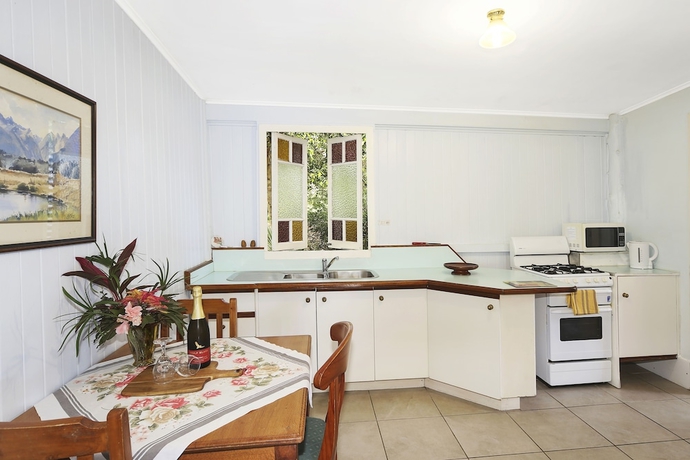 Imagen de la habitación del Hotel Avalon Noosa Farm Cottages. Foto 4