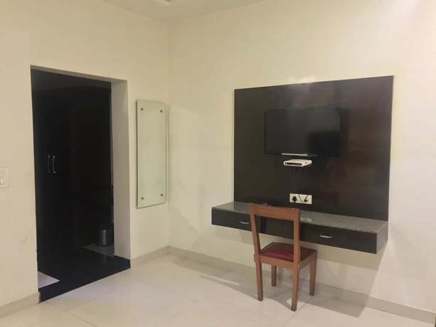 Imagen de la habitación del Hotel Avalon Taj. Foto 5