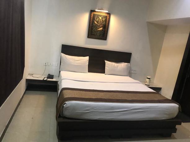 Imagen de la habitación del Hotel Avalon Taj. Foto 8