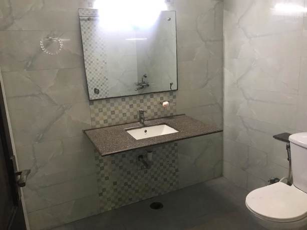 Imagen de la habitación del Hotel Avalon Taj. Foto 11