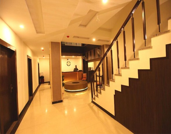 Imagen de los interiores del Hotel Avalon Taj. Foto 20
