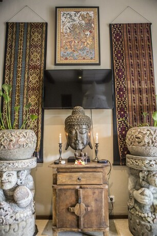 Imagen de la habitación del Hotel Avalon Ubud Villas. Foto 29