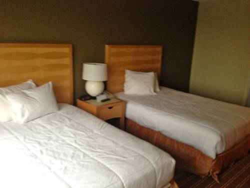 Imagen de la habitación del Hotel Avalon and Conference Center. Foto 13