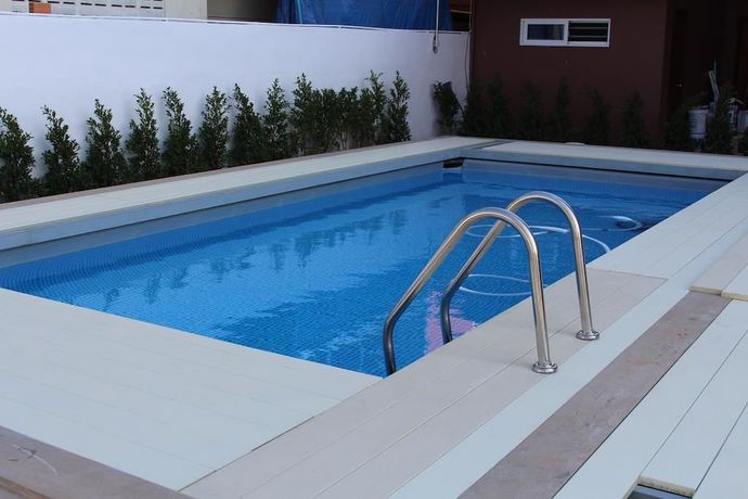 Imagen de la piscina del Hotel Avalon residence2. Foto 20